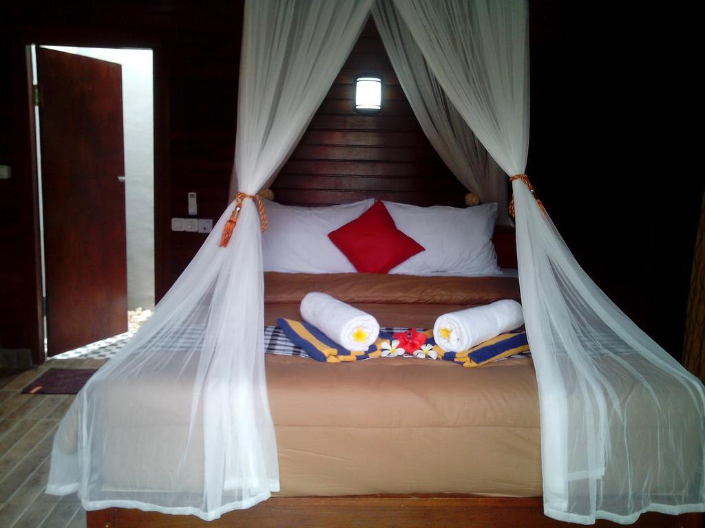 Naradas Mushroom Beach Lembongan Esterno foto